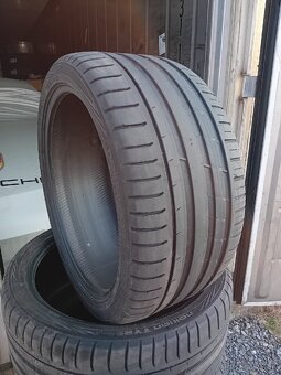 Letné pneumatiky  295/35R21 Letné pneu Nokian - 7