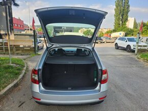 Predám  Škoda Octavia Combi 2.0 TDI Ambition DSG 4x4 - 7