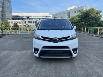 Prenajom 9 miestneho vozidla TOYOTA PROACE - 7