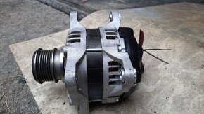 Chrysler Voyager 2.5 crd alternator - 7