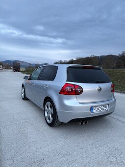 Volkswagen Golf V 2.0tdi 103kw - 7