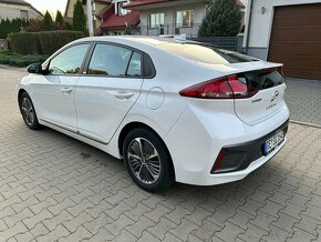 Hyundai ioniq 1,6 hybrid plugin 2022 27000km - 7