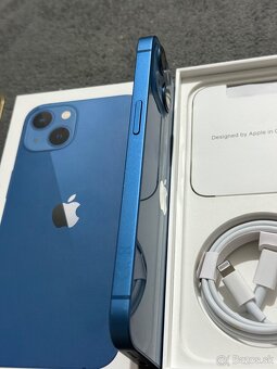 Predám Apple iPhone 13 Blue 128GB Malé známky používania - 7