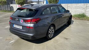 Predám Hyundai i30CW Style, 1.4TGDi Benzín AUTOMAT - 7