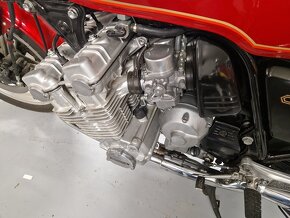 HONDA CBX 1000, ŠESTIVÁLCOVÉ MOTO - 7