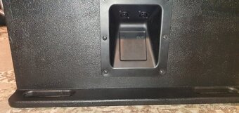 Predám subwoofer 2x8 - 7