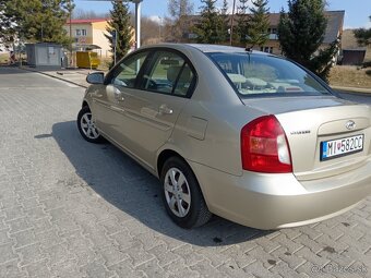 Hyundai accent - 7