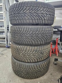 Kumho WP52 235/45 R18 98 V Zimné - 7