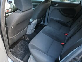 Predám Ford Focus combi Ghia 1,8TDCi 116k 2009-AJ NA SPLÁTKY - 7