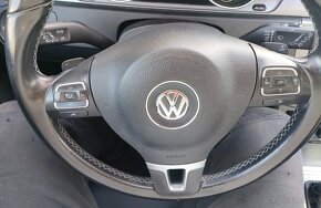 Volkswagen Passat B7 2.0 l - 7