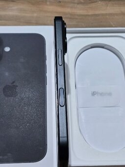 Predám Apple iPhone 16 128GB Black Stav Nového Telefónu - 7