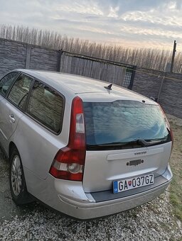 Predám volvo V50 2.0d 100kw - 7