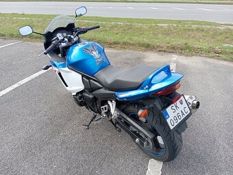 SUZUKI GSX 650 FA - 7