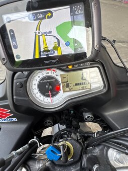 Suzuki V strom 650 - 7