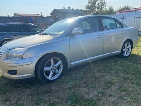 Toyota Avensis 2.2 diezel - 7