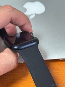 Apple Watch 9 45mm gps MIDNIGHT - nové, 100% zdravie - 7