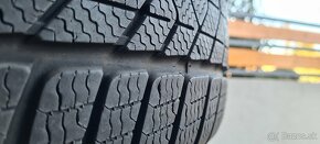 Predám pirelli sottozero 3. 225/55 R17 - 7