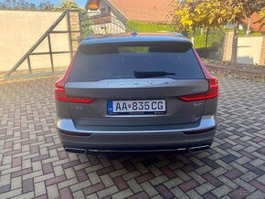 Volvo V60 B4 inscription mod.rok 2022 - 7