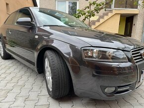 Audi A3 2.0 FSi hatchback - 7