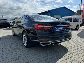 BMW Rad 7 740d xDrive A/T - 7