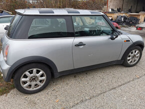 rozpredam Mini one 1.6 benzin 2004 66kw naj.96000 míl  podvo - 7