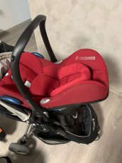 City mini jogger a Maxi Cosi set s adaptérmi a hračkami - 7