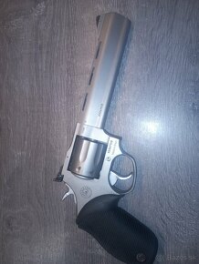 Predám revolver Taurus 357 Magnum - 7