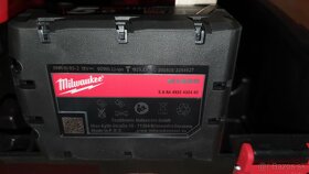 Milwaukee M18 - 7