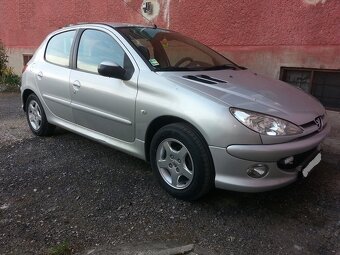 Peugeot 206 1.4 hdi, rok:09/2008 - 7