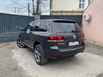 Volkswagen Touareg 3.0 tdi - 7