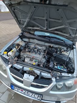 Nissan Almera N16 2004 1.8 85kw - 7