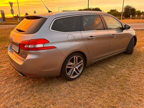 Peugeot 308 2.0 BLUE HDI - 7