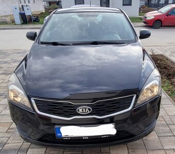 Kia Pro Ceed 1.4 66 kW r. 2012 - 7