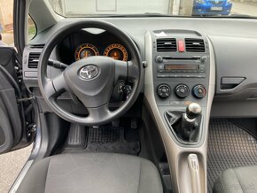 Toyota Auris 1,4D-4D - 7