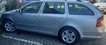 ŠKODA OCTAVIA 1.6 MPi 75kw ELEGANCE - 7