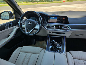 BMW X7 2022 4.0dA 250kw 29tis km 1.maj. ČR - 7