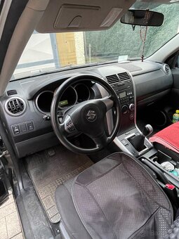 Suzuki Grand Vitara 1,9 DiDS 4x4 - 7