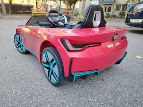 BMW i4 - 7