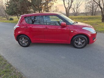 Suzuki Swift 1,2 69 kw Rok 2012 - 7