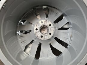 5x112 r20 ET20 x 9J elektróny originál AUDI - 7