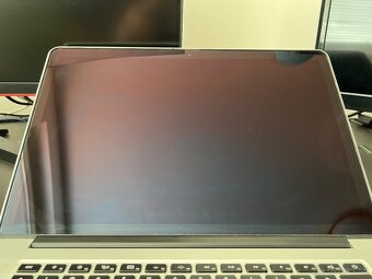 MacBook Pro 15", mid 2015, Retina, 2.8GHz, DG - 7