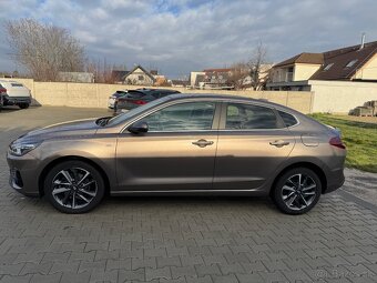 Hyundai i30 Fastback 1.5 T-GDi mHEV iMT Family 44500km - 7