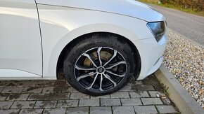 Predám SKODA Superb 2,0TDI, 4x4, 140kW, 6-DSG - 7