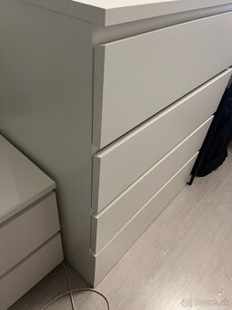 Ikea Malm nočné stolíky a komoda - 7