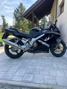 Honda CBR 600F - 7