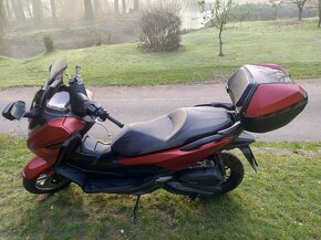 Honda Forza 125 - 7