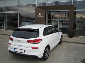 Hyundai i30 1.4 T-GDi Family 7DCT - 7