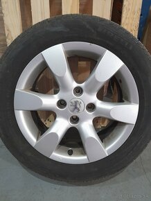 Predam elektrony R16 a letne pneu Pirelli - - 7