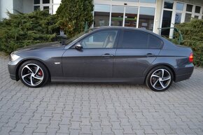 BMW 320 D, FÓLIE, EL. ŠÍBER, NAVI, ELEKTRÓNY R17. BIXENÓNY - 7