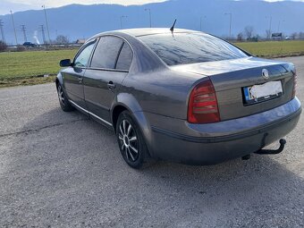 Škoda Superb - 7